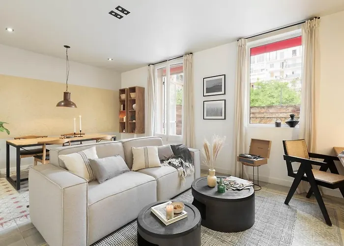 Jaiz - 2 Bedrooms And Terrace In Eixample Esquerra Barcelona