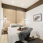 Jaiz - 2 Bedrooms And Terrace In Eixample Esquerra Apartment *