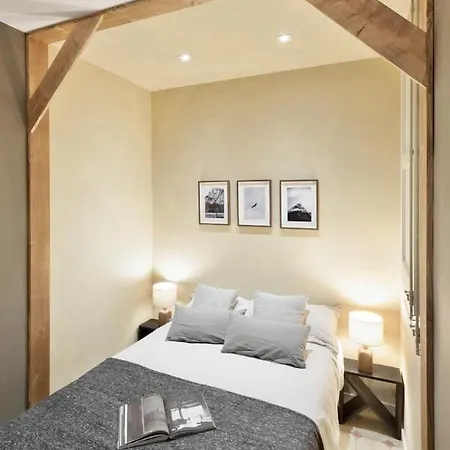 Jaiz - 2 Bedrooms And Terrace In Eixample Esquerra Daire Barselona